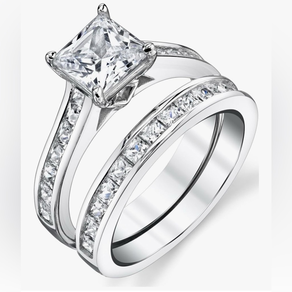 4.3 Carats Sterling Silver Cubic Zirconia Bridal Set, Size 7